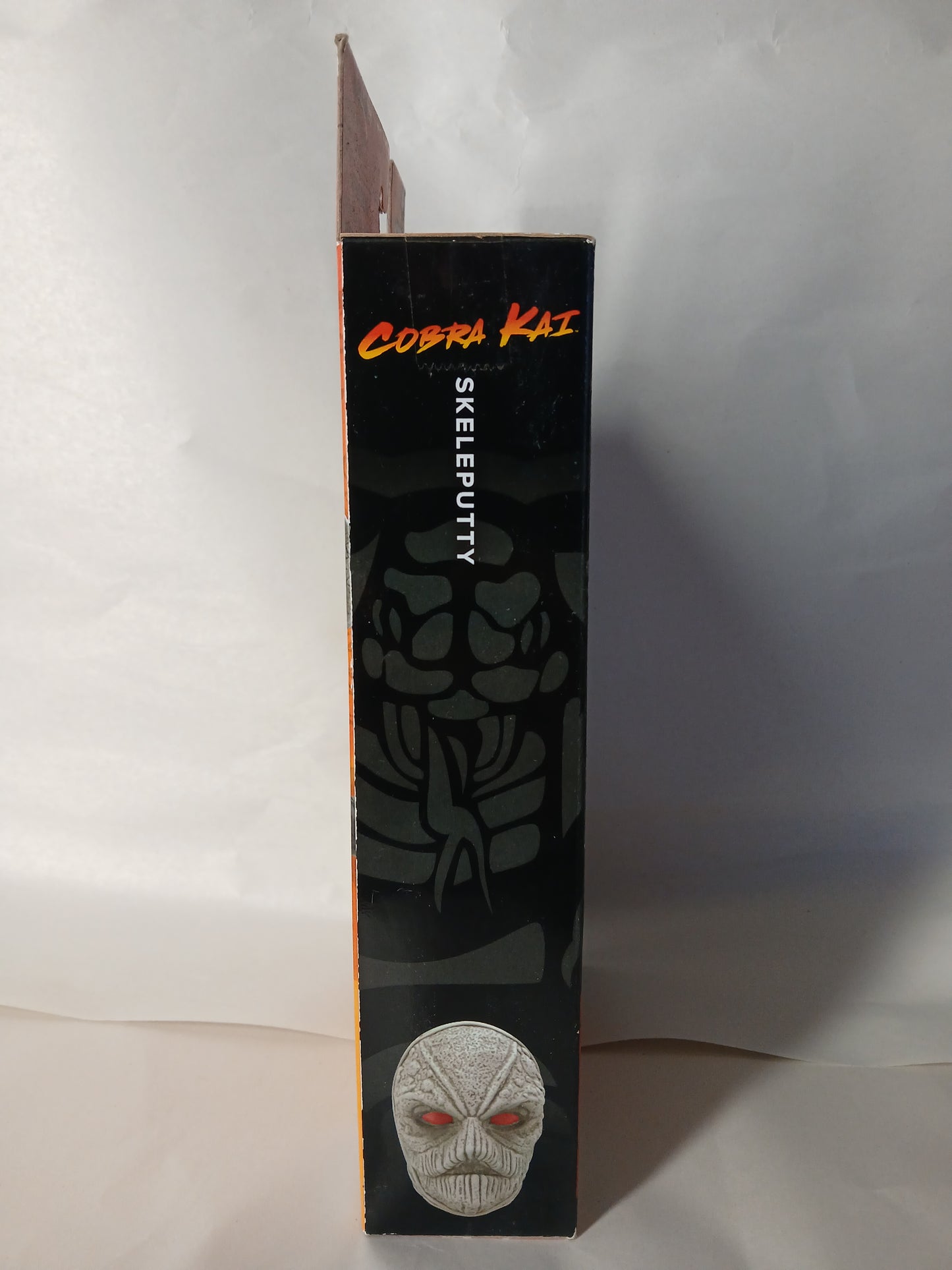 Power Rangers And Cobrai Kai Lightning Collection Morphed Skeleputty
