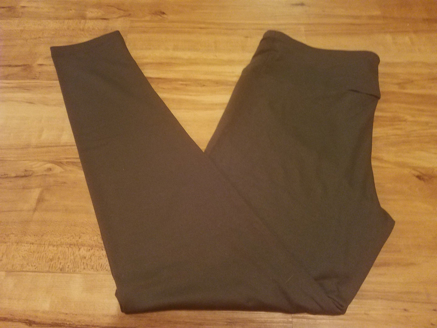 Solid - High-quality Handcrafted Durable Leggings